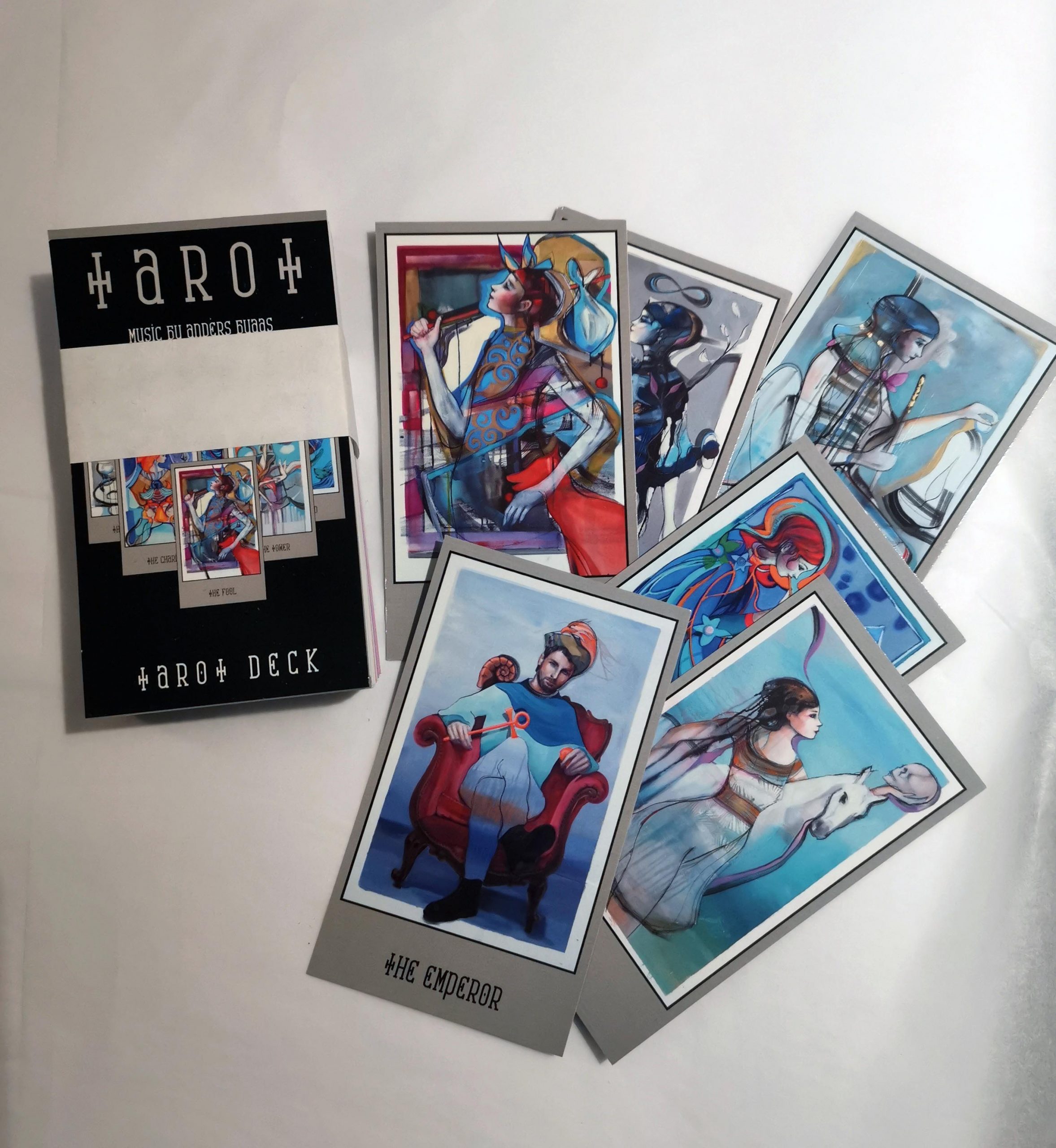 Tarot kort illustrert Verena Waddell